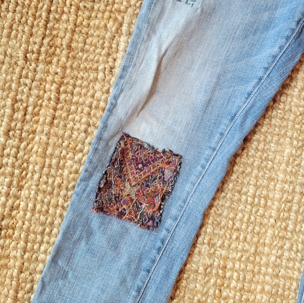 Pilcro slime boyfriend with patches jeans - Picture 4 of 6